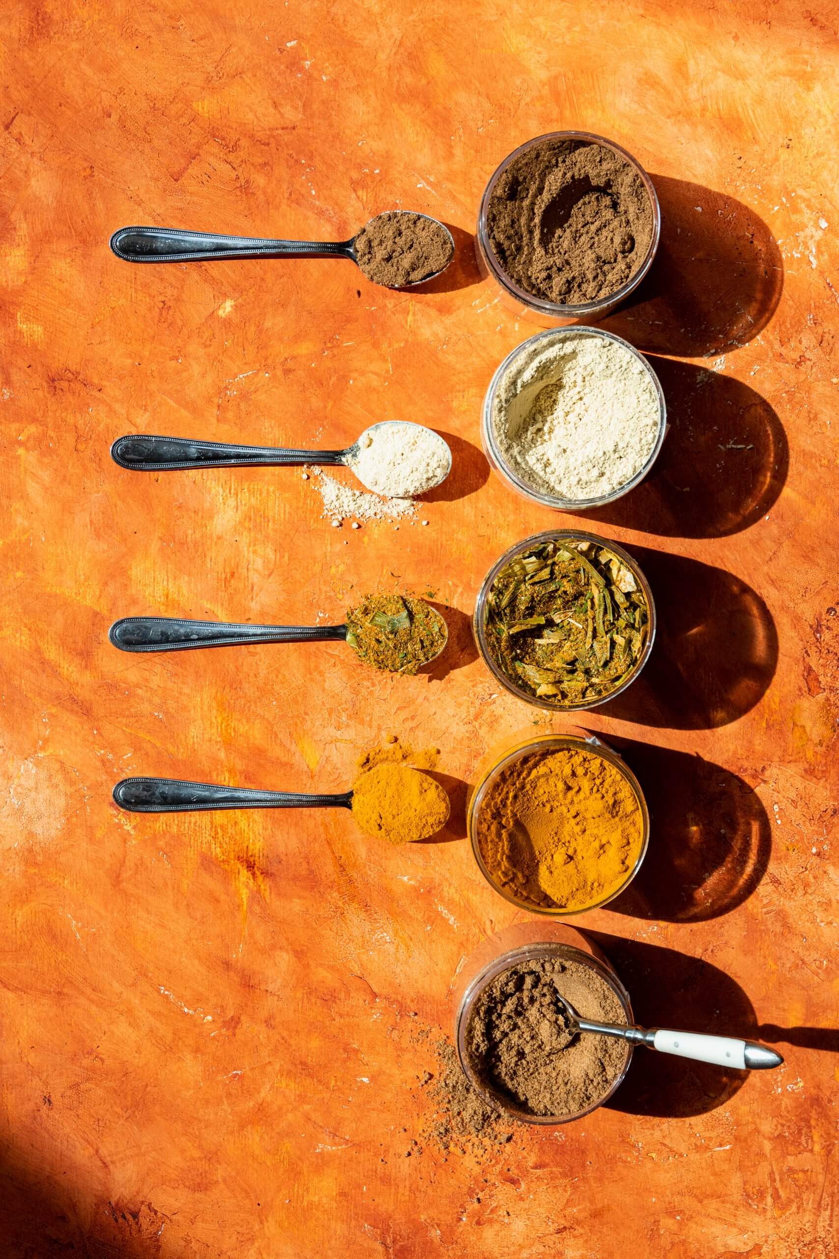 Kip en amandel curry