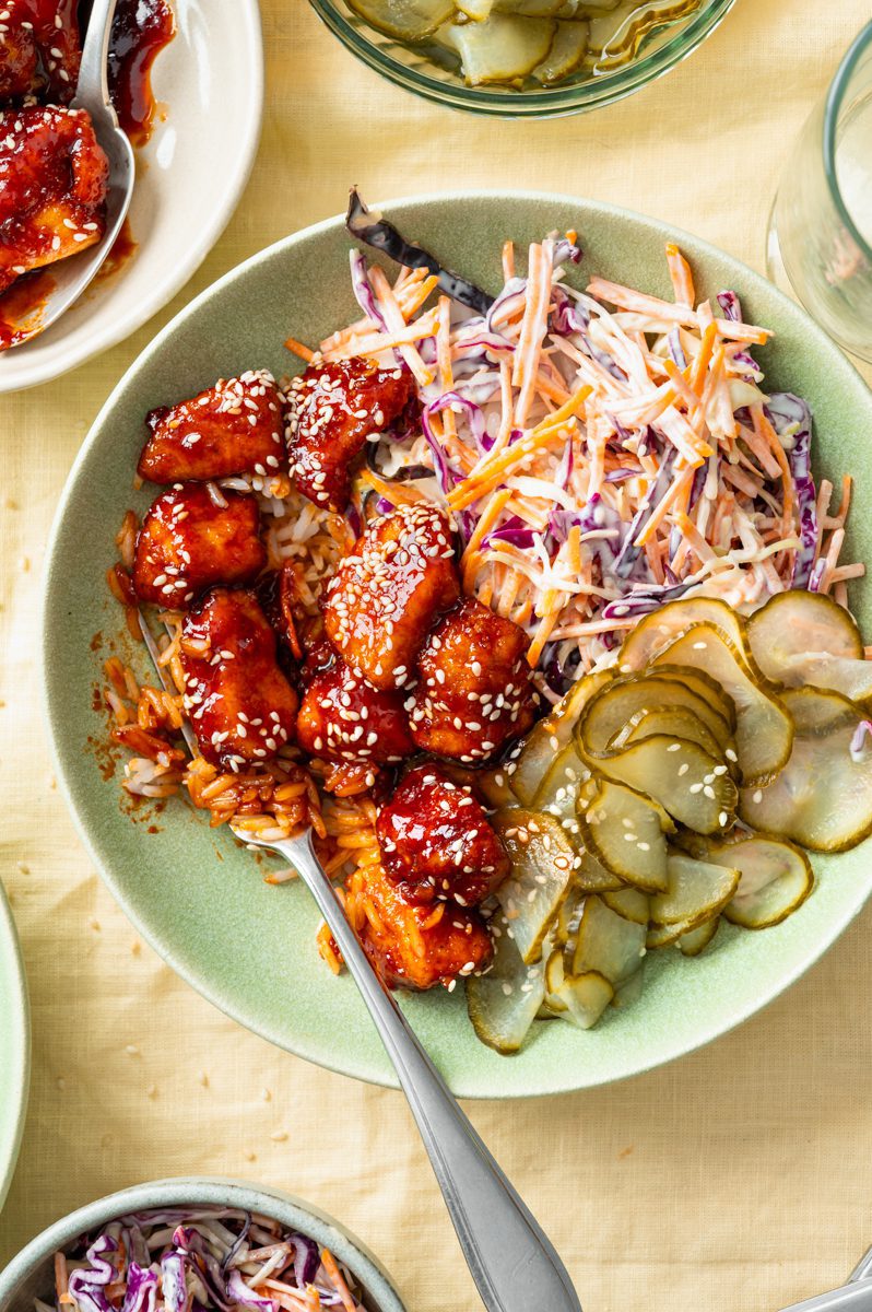 Kip gochujang bowl